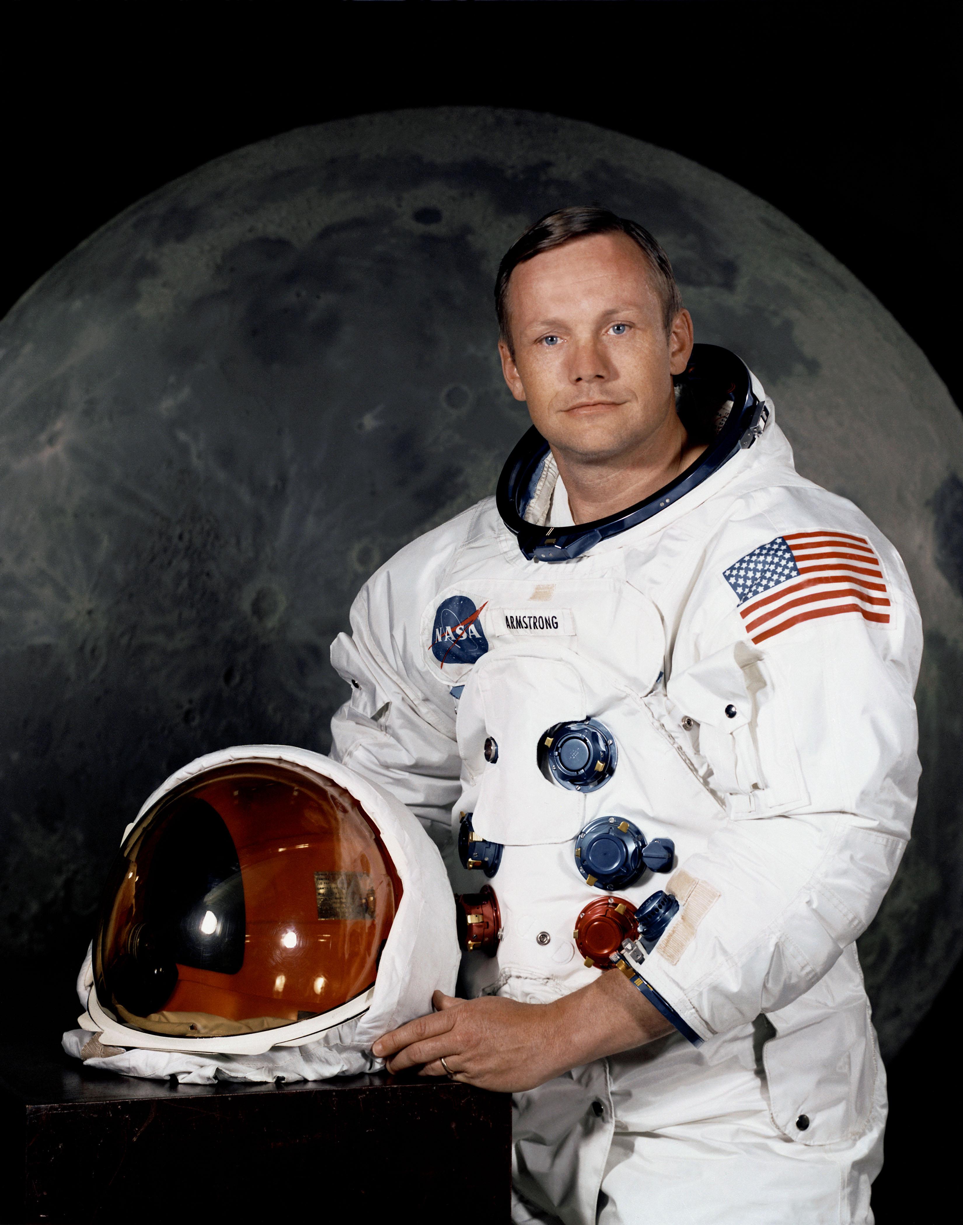 Photo:  Neil_Armstrong_pose
